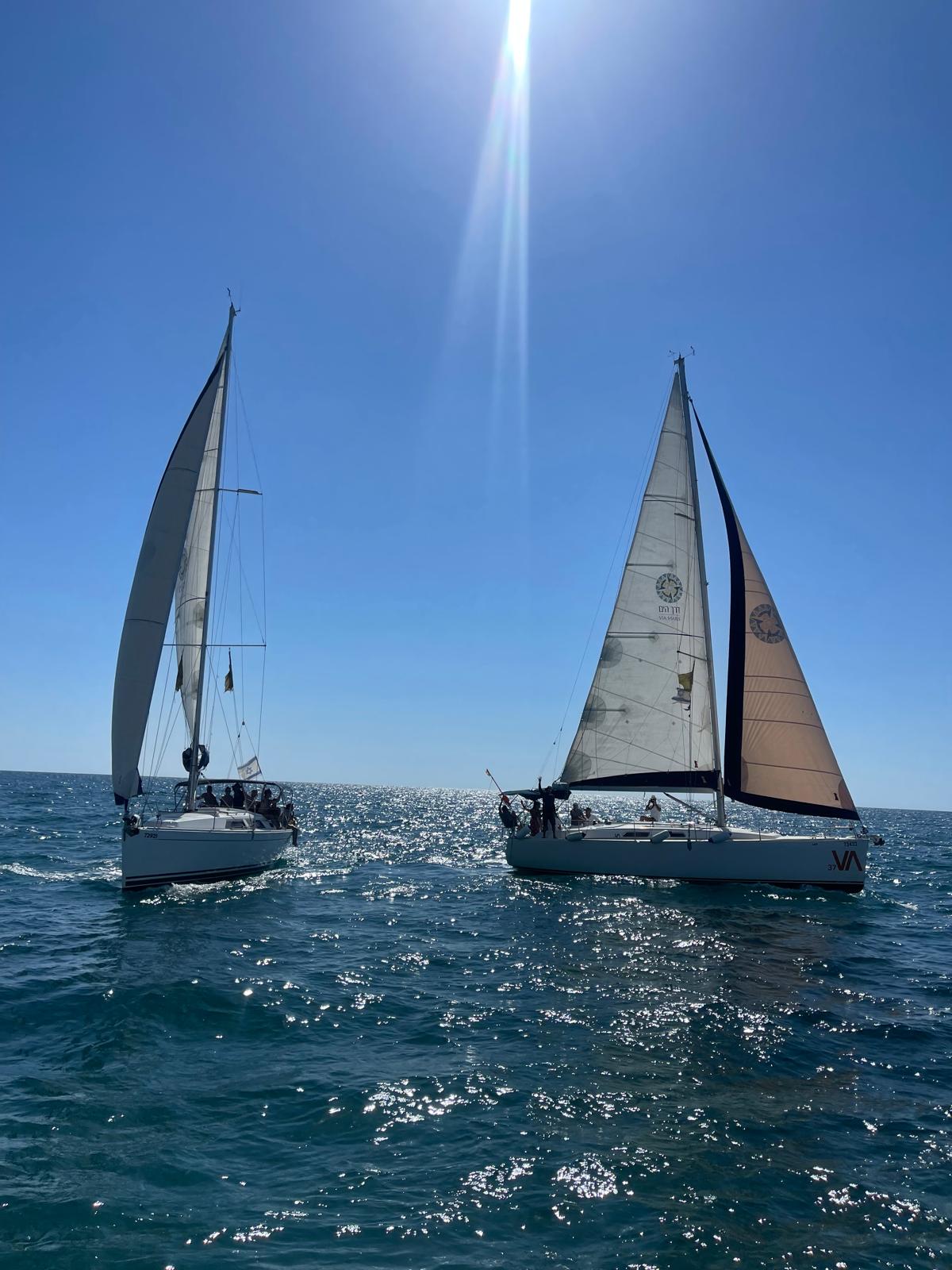 Une journée en mer, ensemble